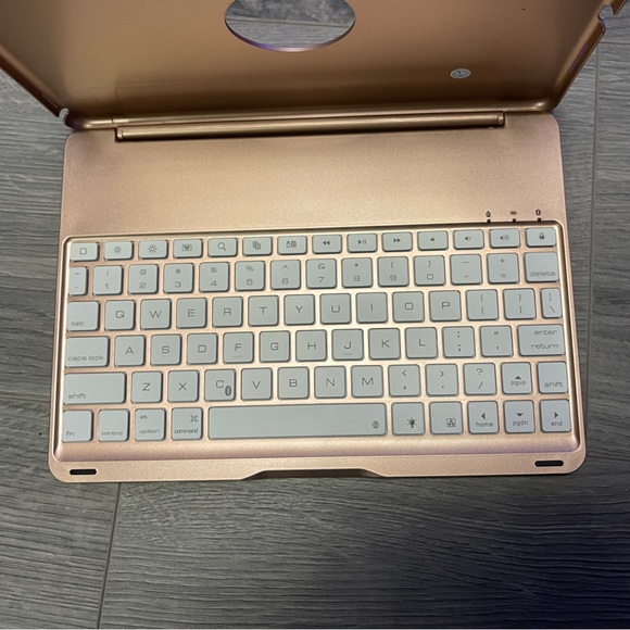 Keyboard Case for 2018 iPad Pro 12.9 3rd Gen - Picture 3 of 16
